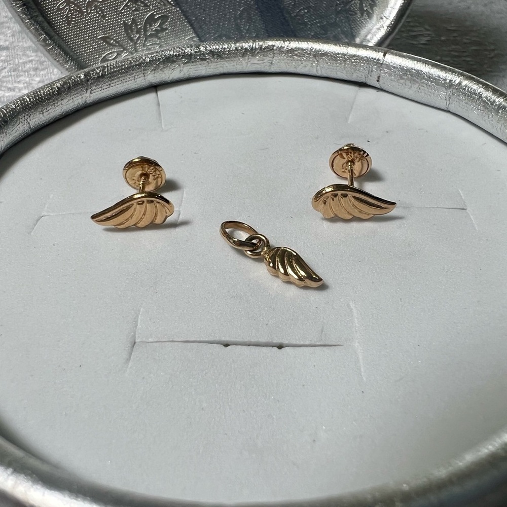18k  Real yellow gold earrings and pendant